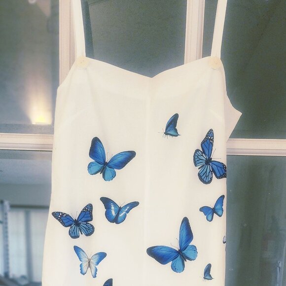 White Butterfly Print Jumpsuit – Size S (Fits Like XS) – Wide Leg, Button Straps - Picture 2 of 8